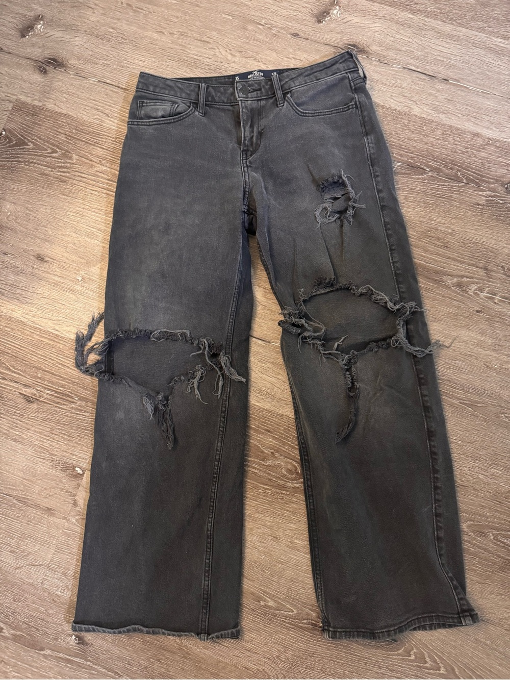 Hollister Low Rise Vintage Baggy Jeans Black Button Fly Size 3S